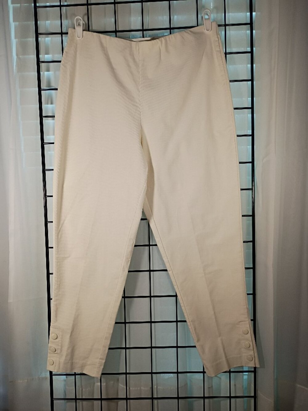 Joan Rivers Cream Pull On Ankle Pants Size L